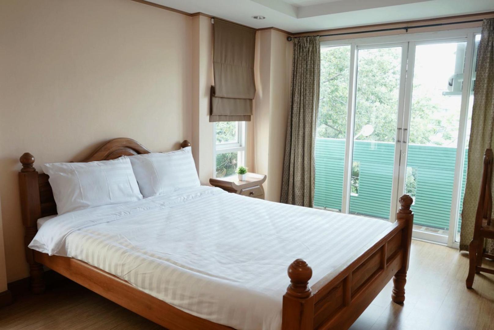 One Deves bahay-panuluyan *